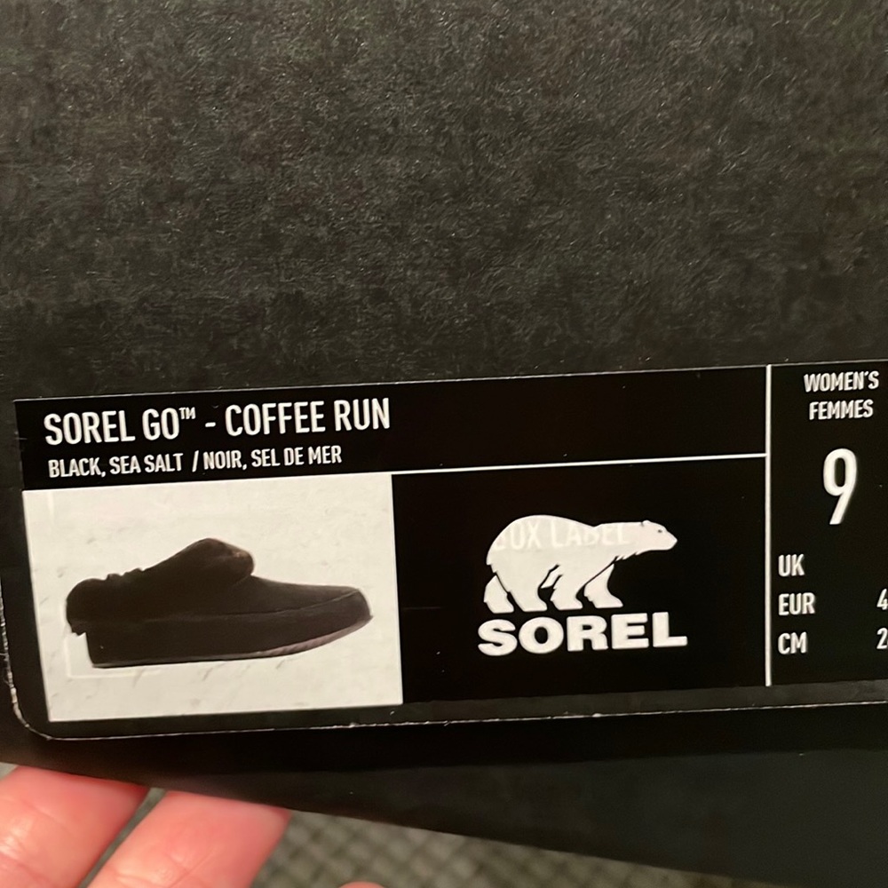 SOREL size 9 slippers